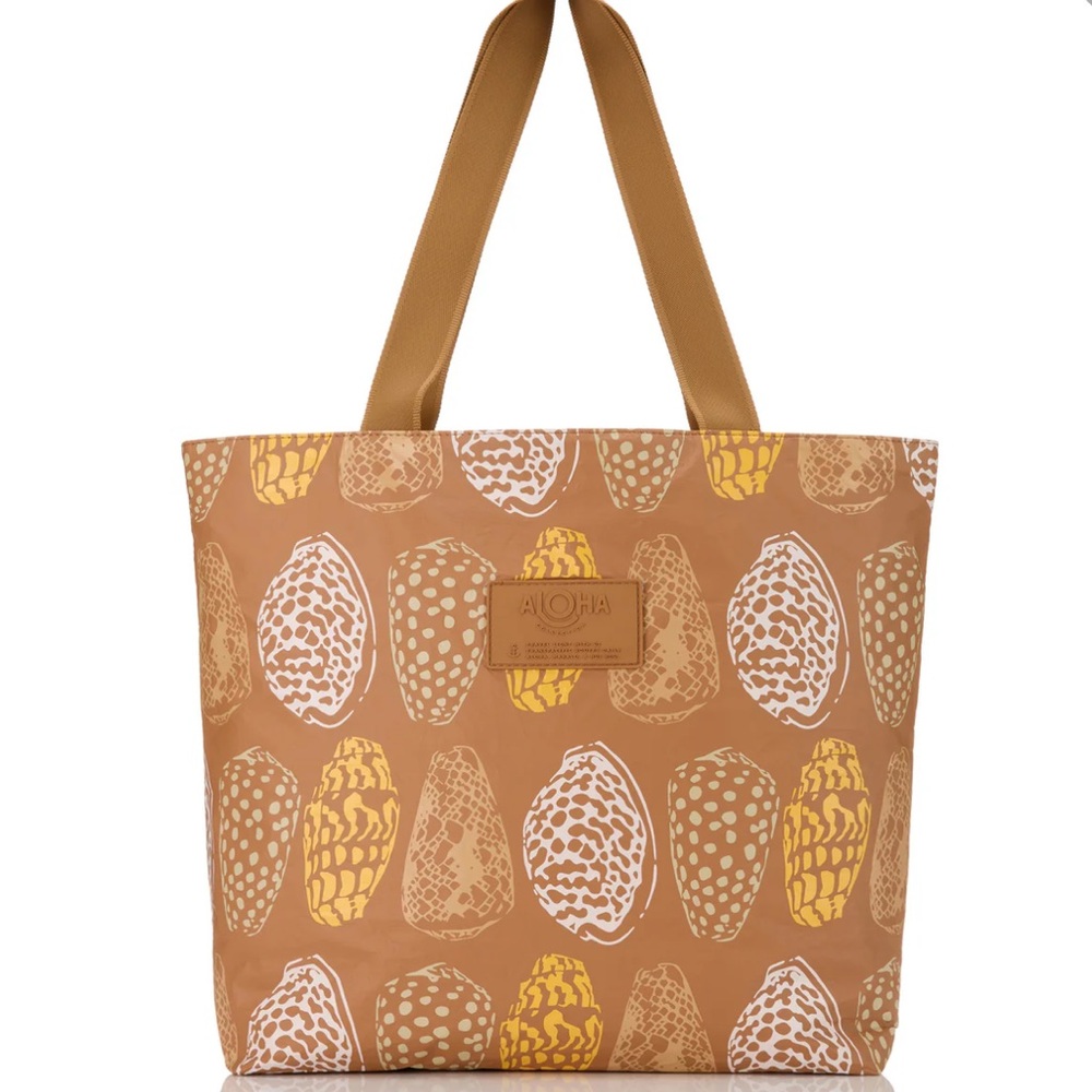 Aloha Collection Shell Haul Day Tripper Marigold Toffee limited edition Lucky 11